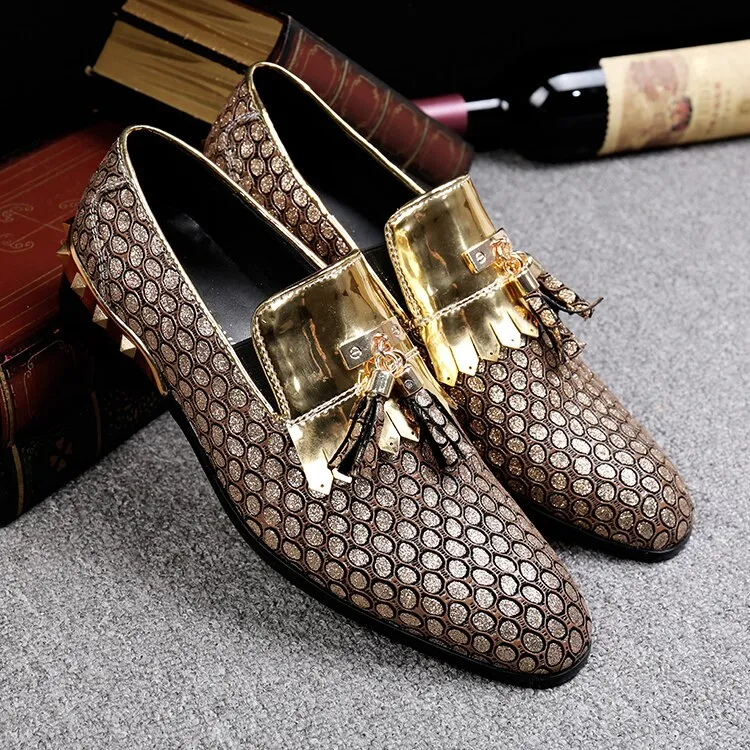 British Handmade Tassel Men Leather Loafers Gold Silver Rivet Party Dress Shoes Men Slip on Casual Shoes Big Size
