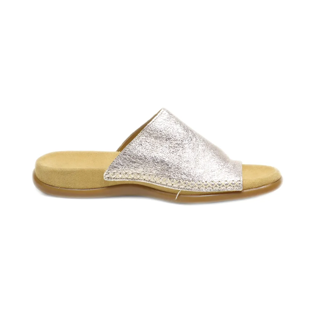 Gabor Flip Flops Leather Beige Colour For Women