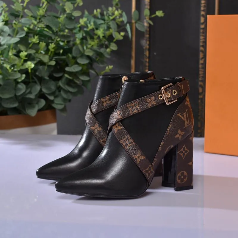 SE537 Size5-11  Heels:9.5cm Material: Cowhide  Lining: Sheep skin