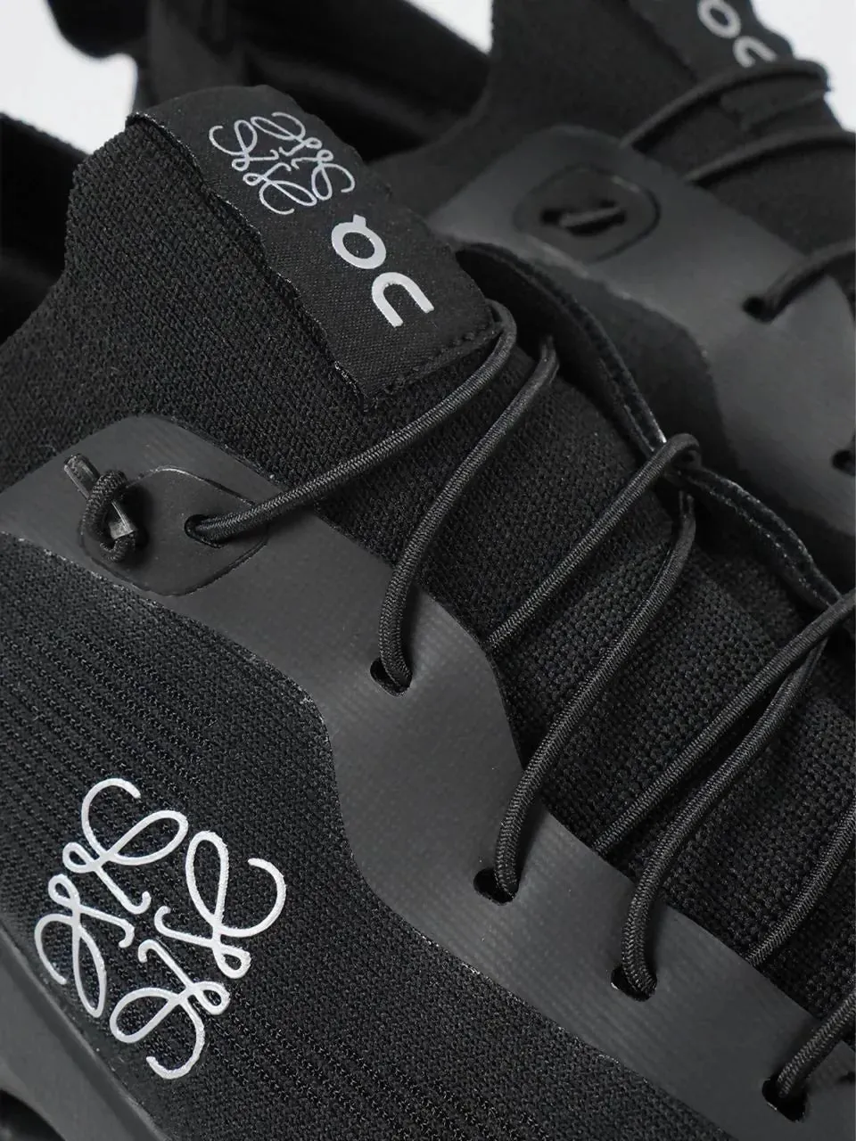 Sneakers On Running Cloudtilt LOEWE Allblack Sepatu Olahraga Authentic