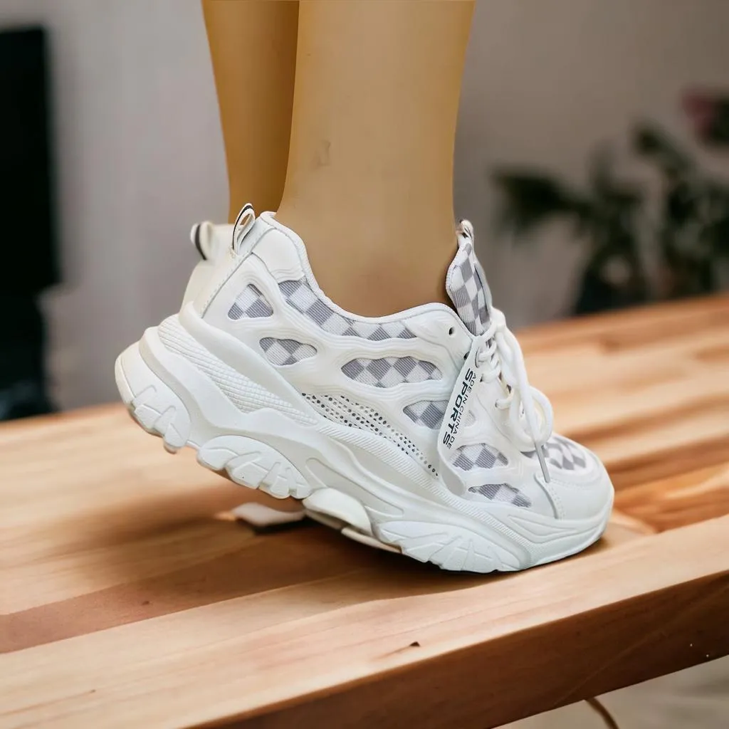 Women's High Soled Sneaker Fashion Casual Shoe L83-2 W/B